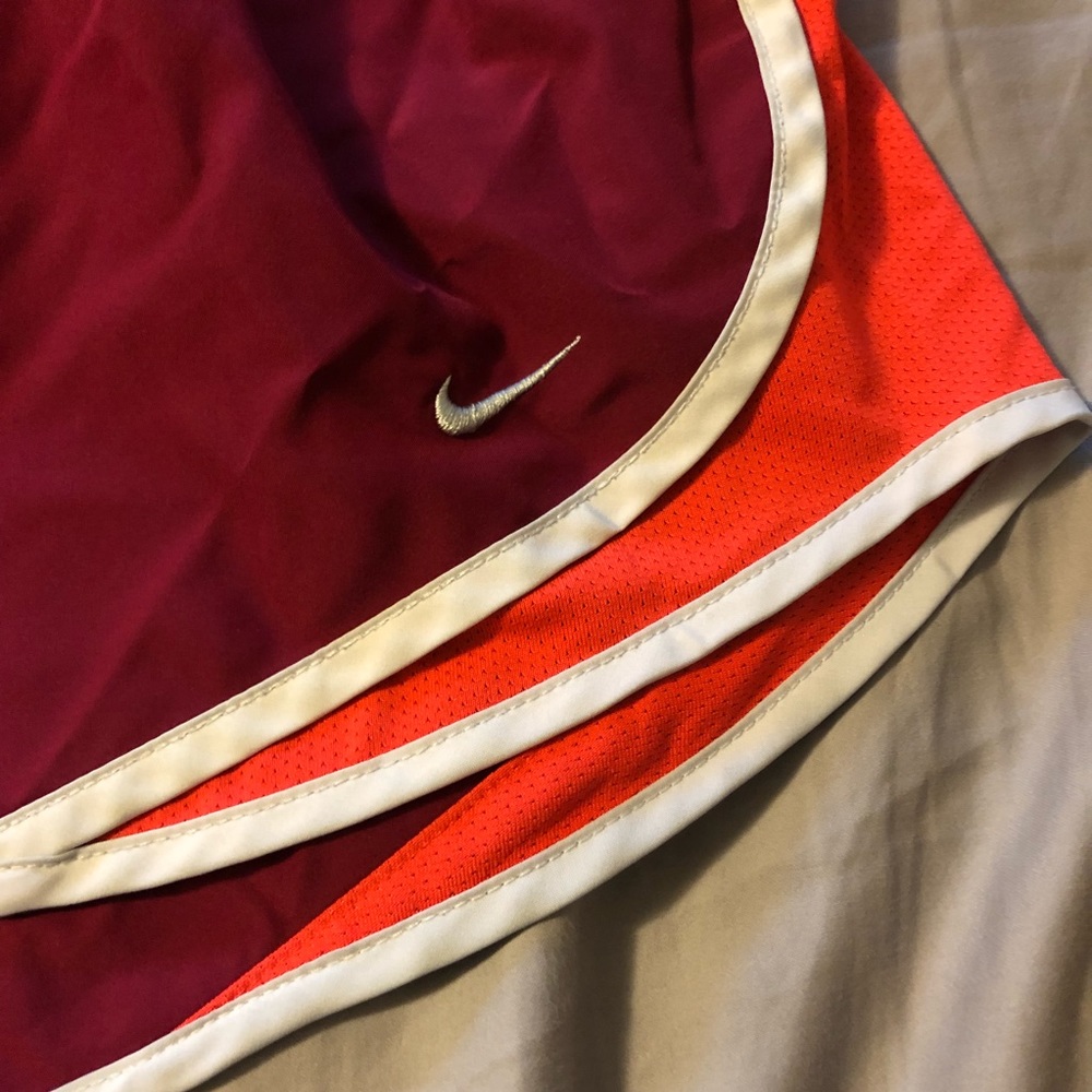 Nike athletic shorts - Picture 2 of 3